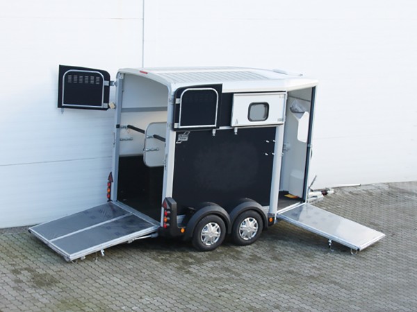 Ifor Williams Pferdeanhänger HB506|Frontausstieg|Klappenkombi|schwarz